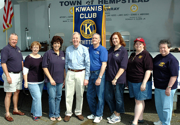 Levittown  Kiwanis  Day  with officers and  Peter RayPres